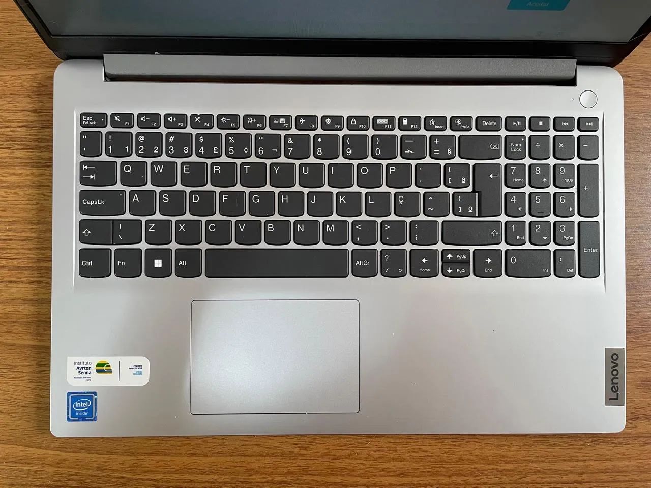 Vendo Laptop Lenovo IdeaPad Slim - Foto 4