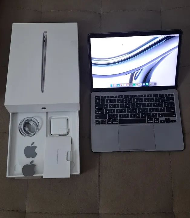 Macbook Air M1 - Bateria 98% - Novo