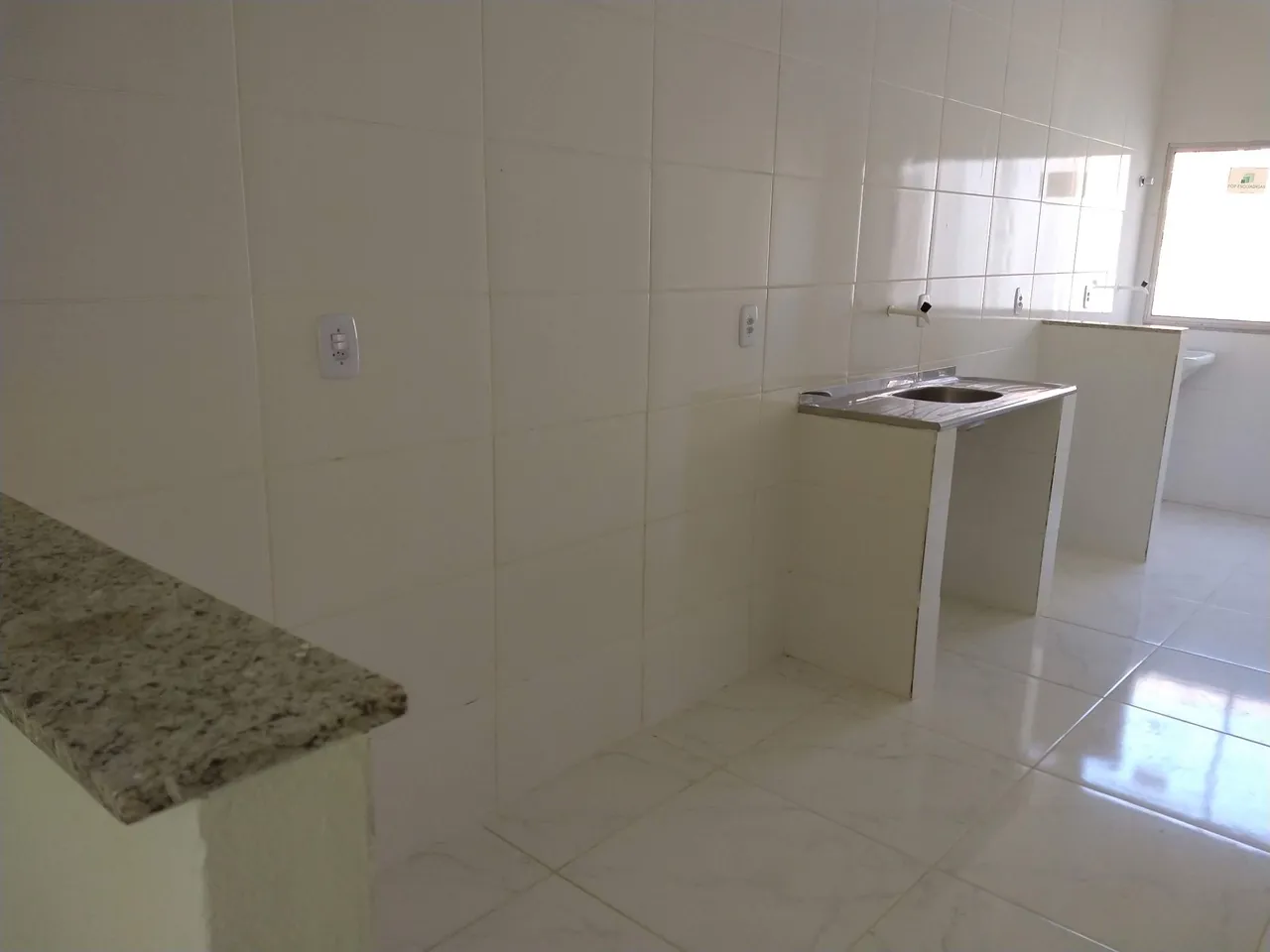 Alugo casa 2 quartos Jacaraípe sem garagem 