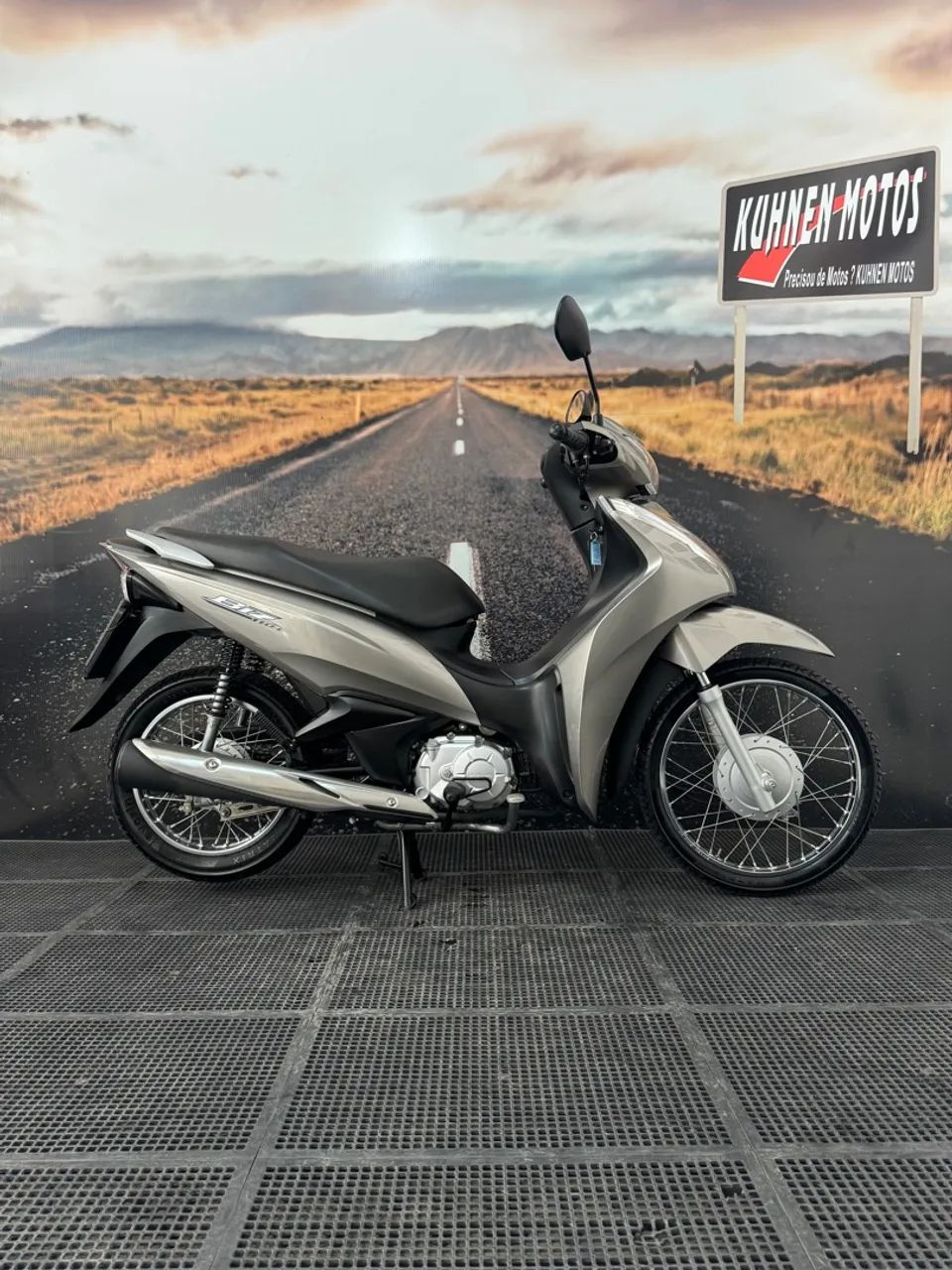 Honda Biz 110i 2024 (3 mil km)