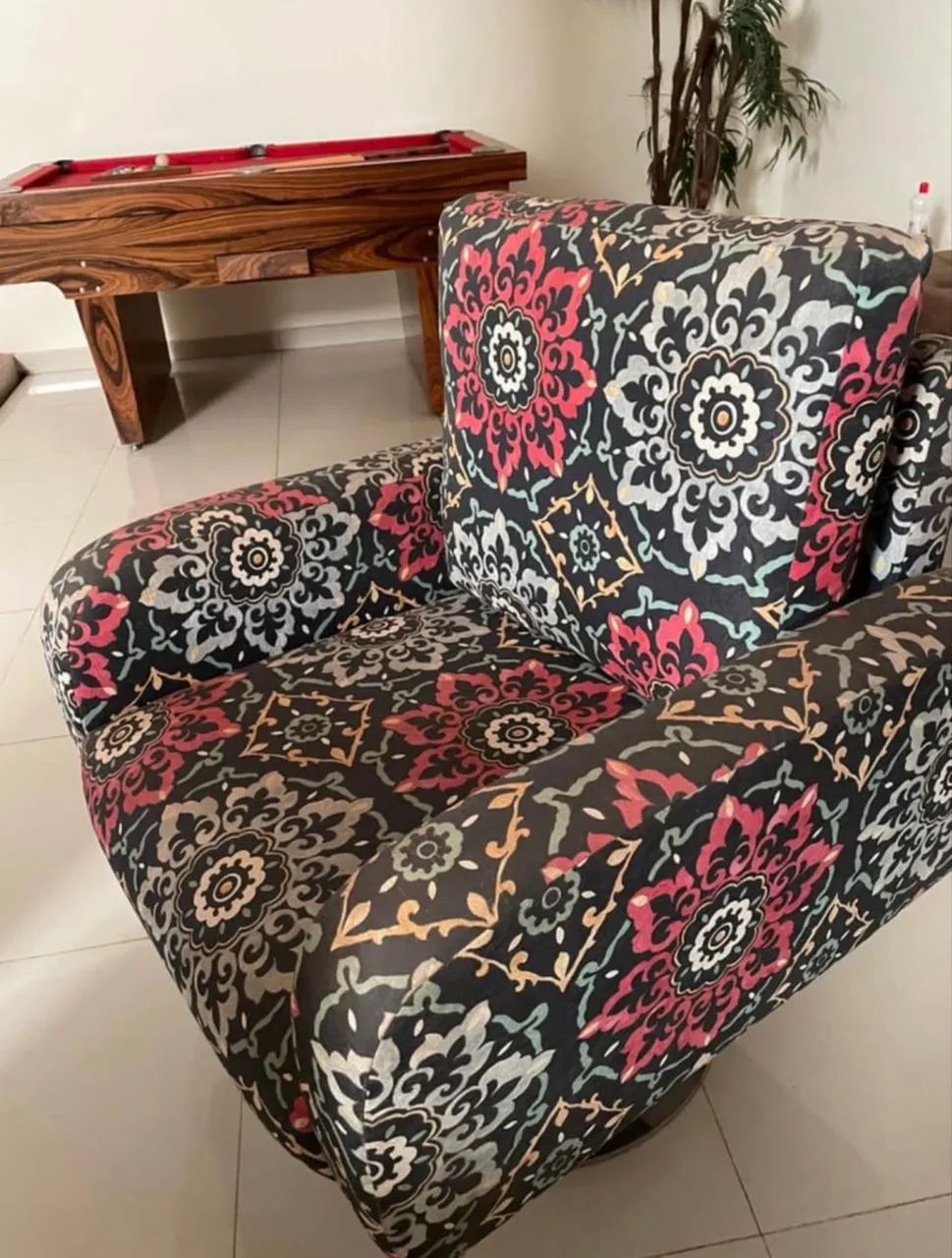 Poltronas 64330447664002121