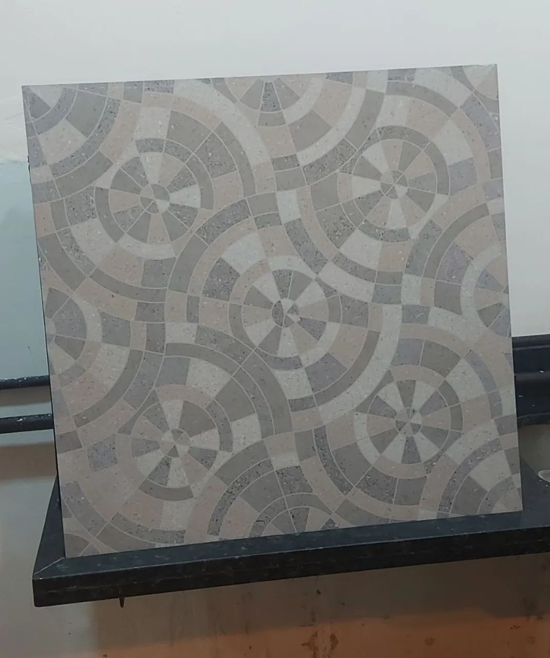 Porcelanato 62,8 x 62,8 cm - 1,97 m² - Foto 4