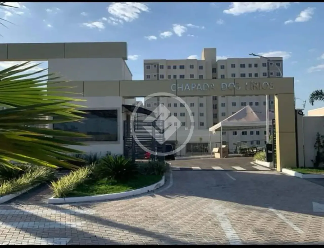 VENDA APARTAMENTO CHAPADA DOS LIRIOS, ANDAR TERREO, SOL DA MANHÃ, PRÓXIMO AO CENTRO POLÍTI