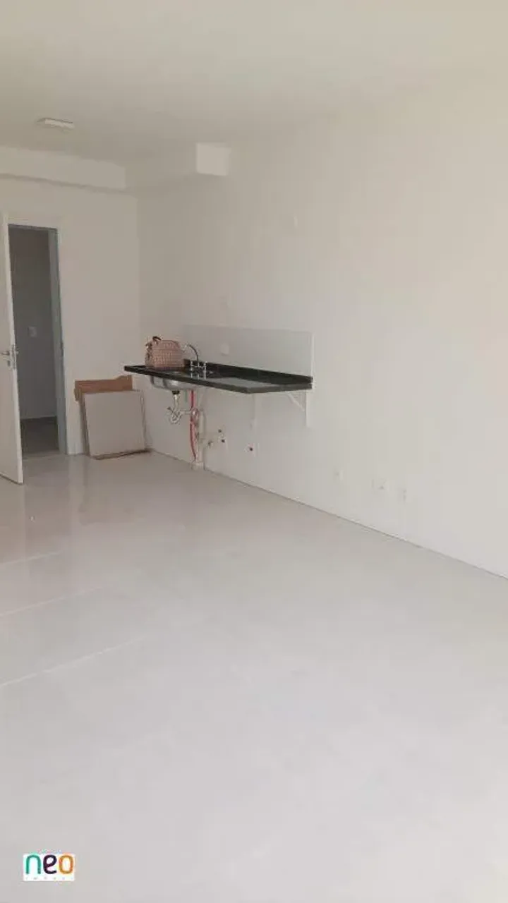 Studio Moderno a 100m do Metrô Vila Matilde! ????
