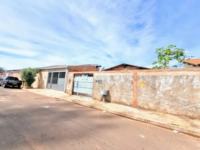 Imóvel de 3 quartos no bairro Ze Pereira!! R$ 175 mil - Foto 2