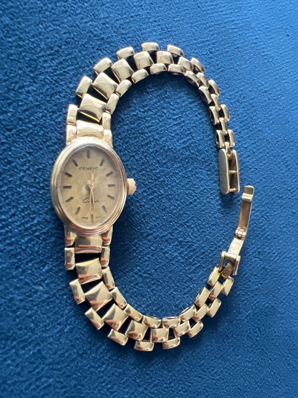 Relógio de ouro Geneve 18k 750