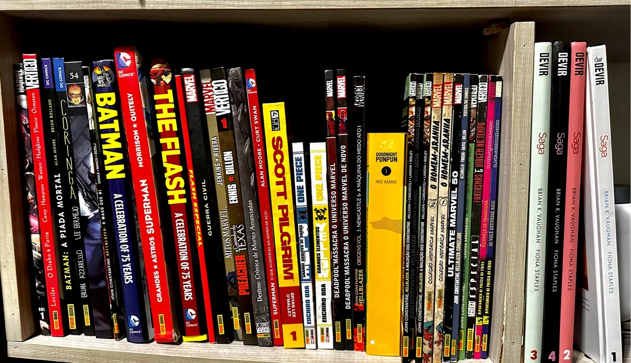 Coleção de quadrinhos HQ marvel DC, e mangas