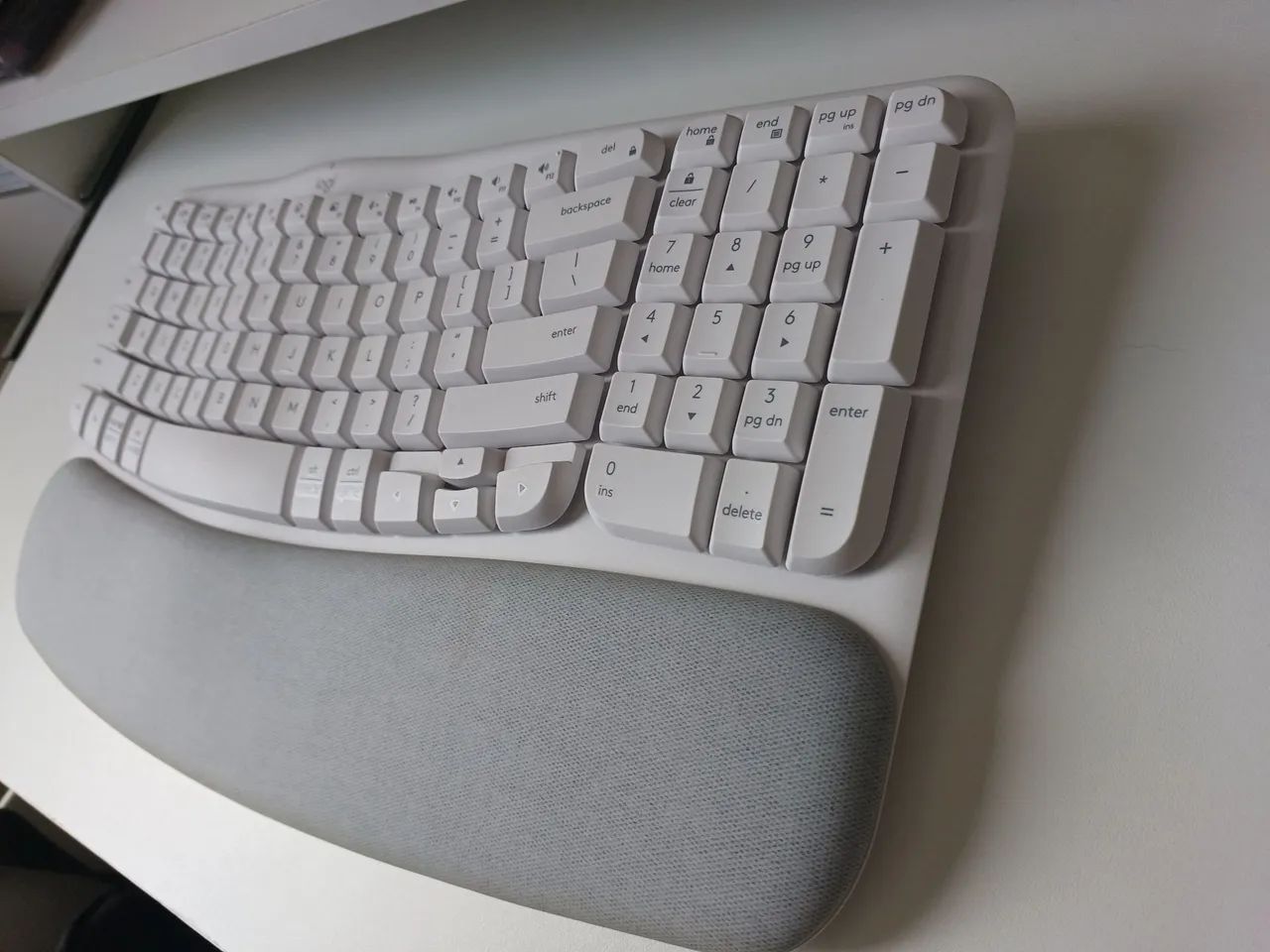 Teclado Logitech Wave Keys - Foto 2