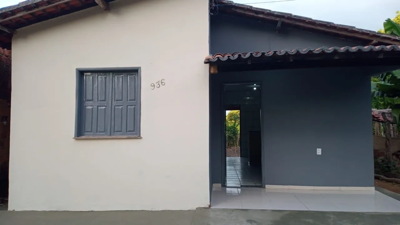 Vende se uma casa na cidade de São Pedro pi
