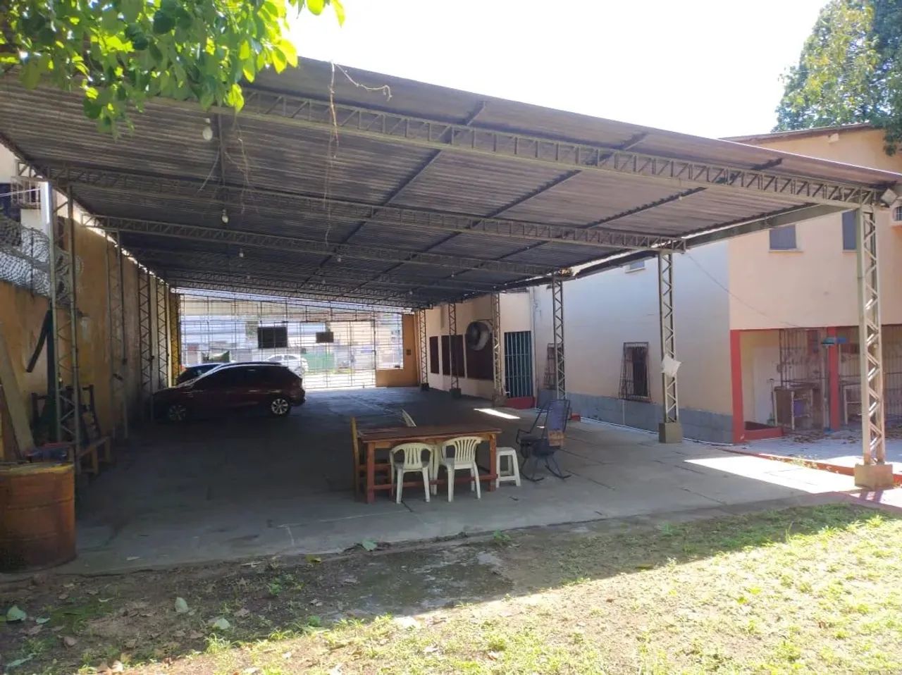 Centro / Prédio Comercial / 06 quartos / 10 carros / 9. 8. 1. 0. 6. 3. 2. 3 1 - Foto 4