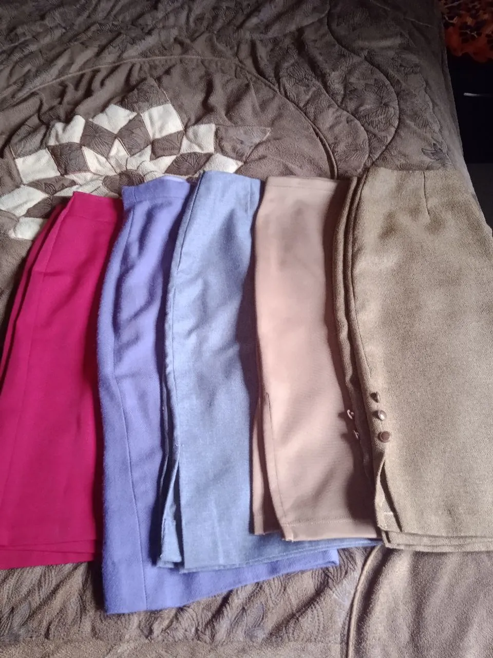 Saias coloridas - diversas cores