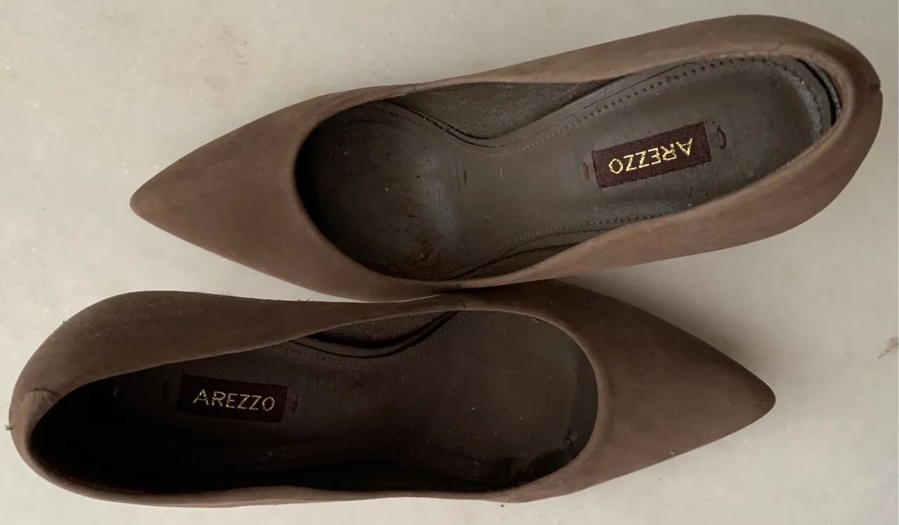 Sapatos de salto marrom da Arezzo - Foto 5