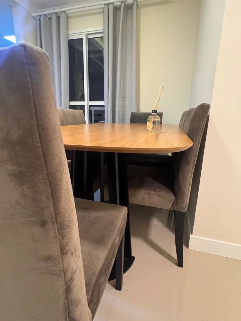 Mesa em perfeito estado  - Foto 3