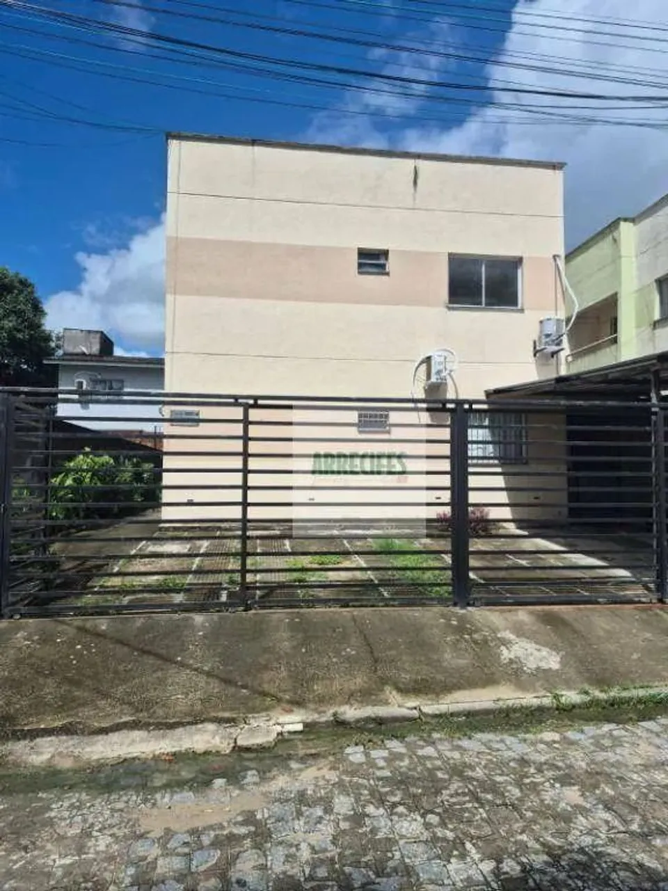 Apartamento com 2 dormitórios para alugar, 57 m² por R$ 1.000,00/mês - Centro - Igarassu/P