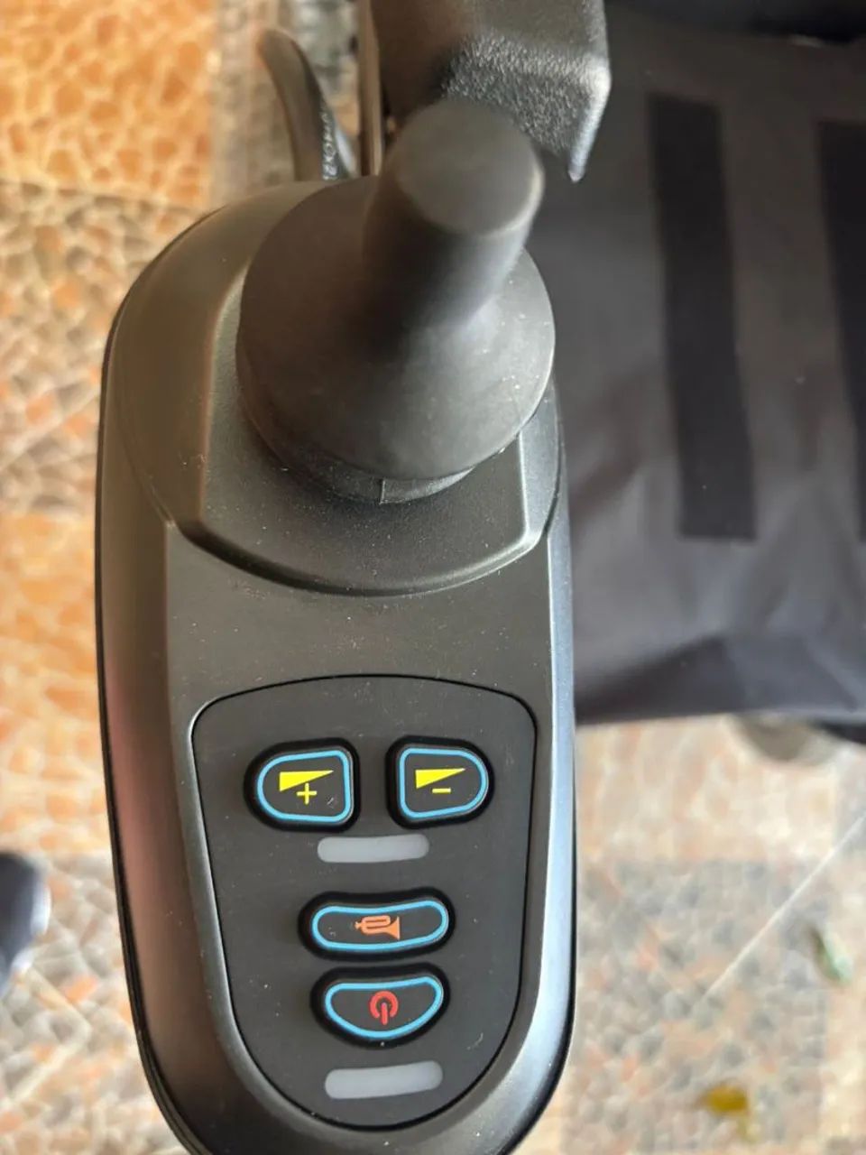 Cadeira de Rodas Elétrica Dellamed - Foto 4