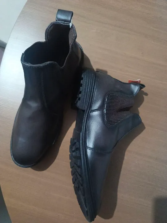 Botas Chelsea Masculinas em Couro - Novo
