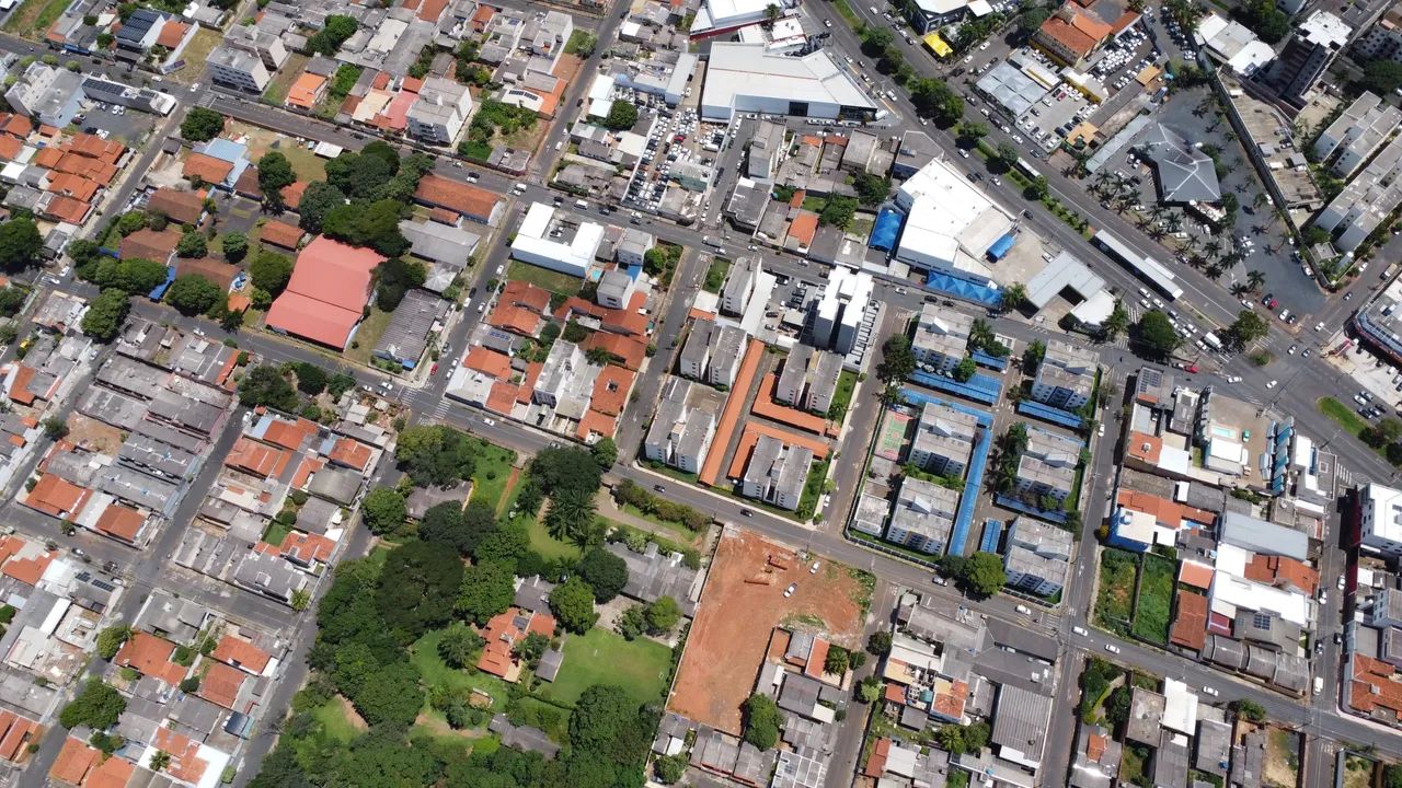 Vendo área pra prédio excelente localização  - Foto 5