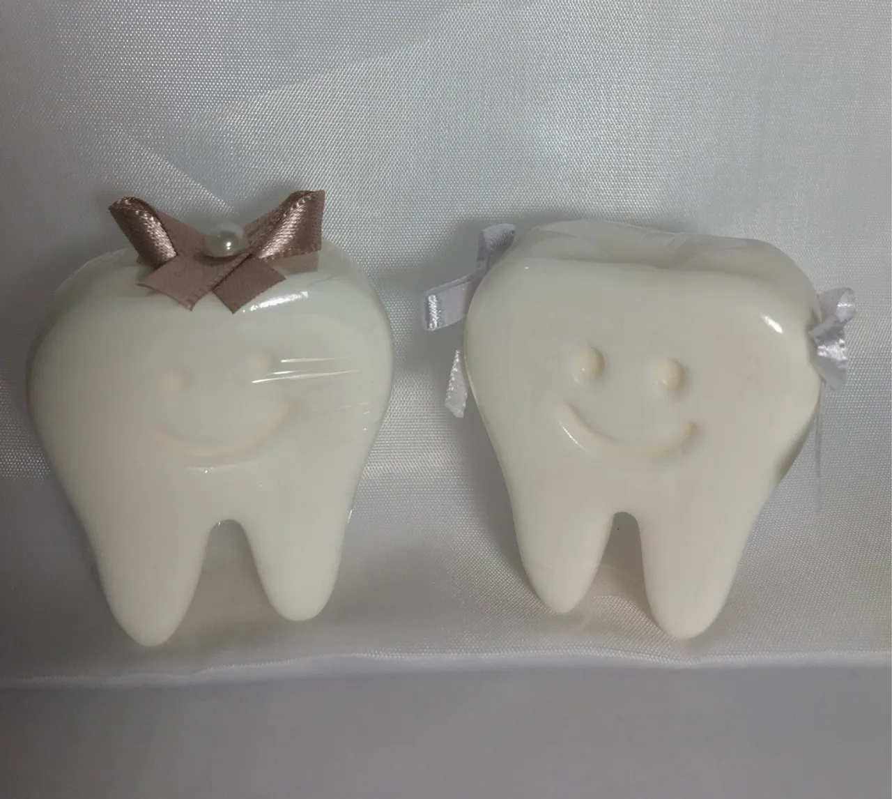 Sabonetes dentinhos fofos aroma Cereja com Avelã - UNIDADE