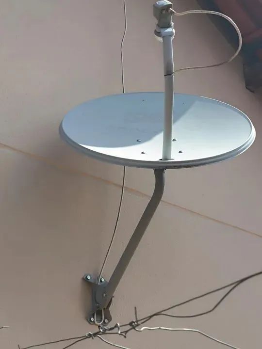 Vendo 2 Antenas Parabólicas