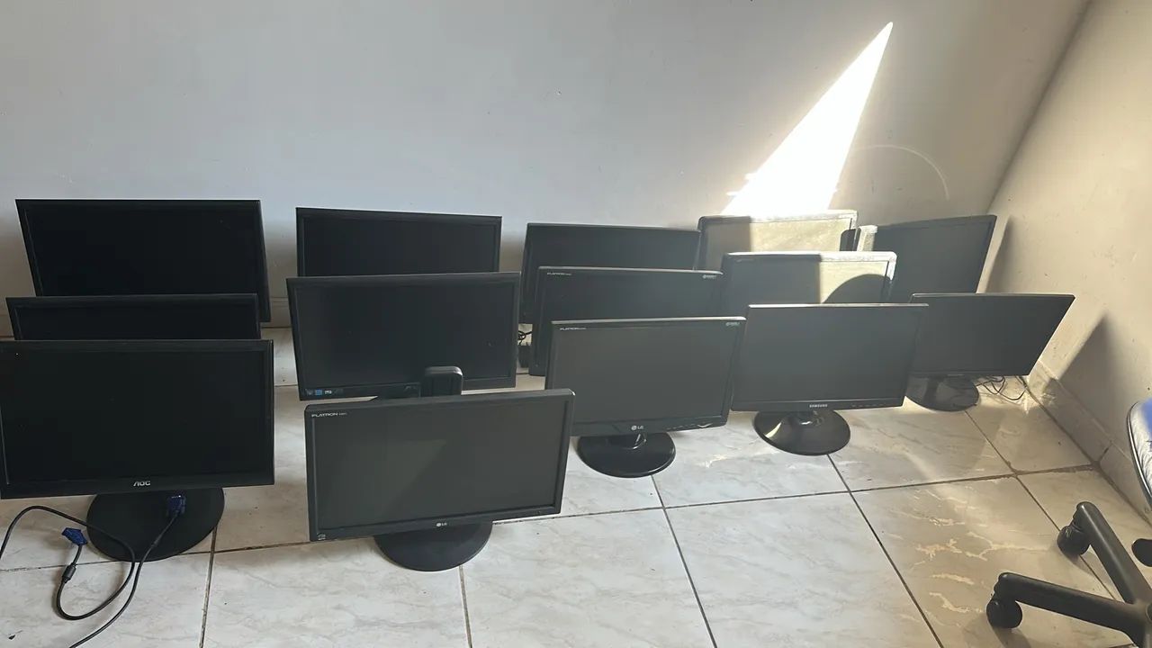 monitor 19 350,00 cada loja com garantia cpu apartir 550