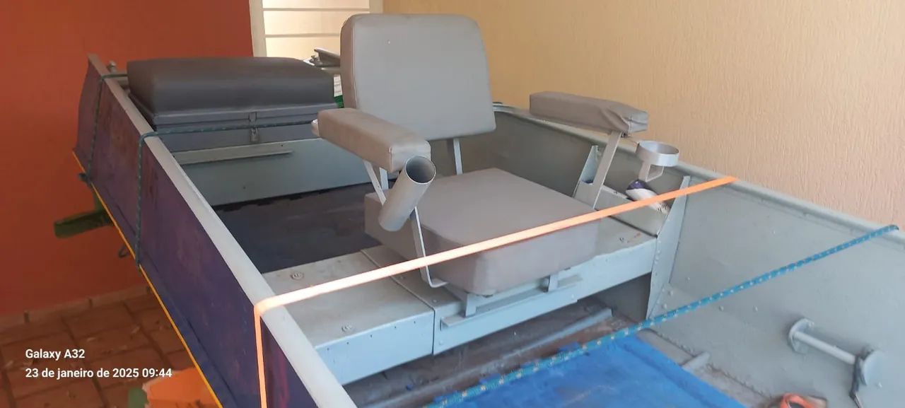 BARCO DE PESCA COMPLETO!  - Foto 3