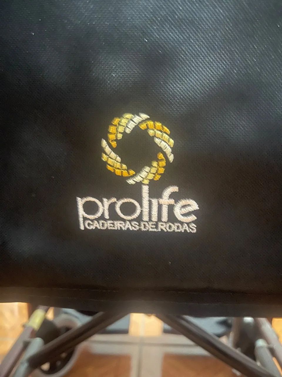 Cadeira de Rodas - Foto 3