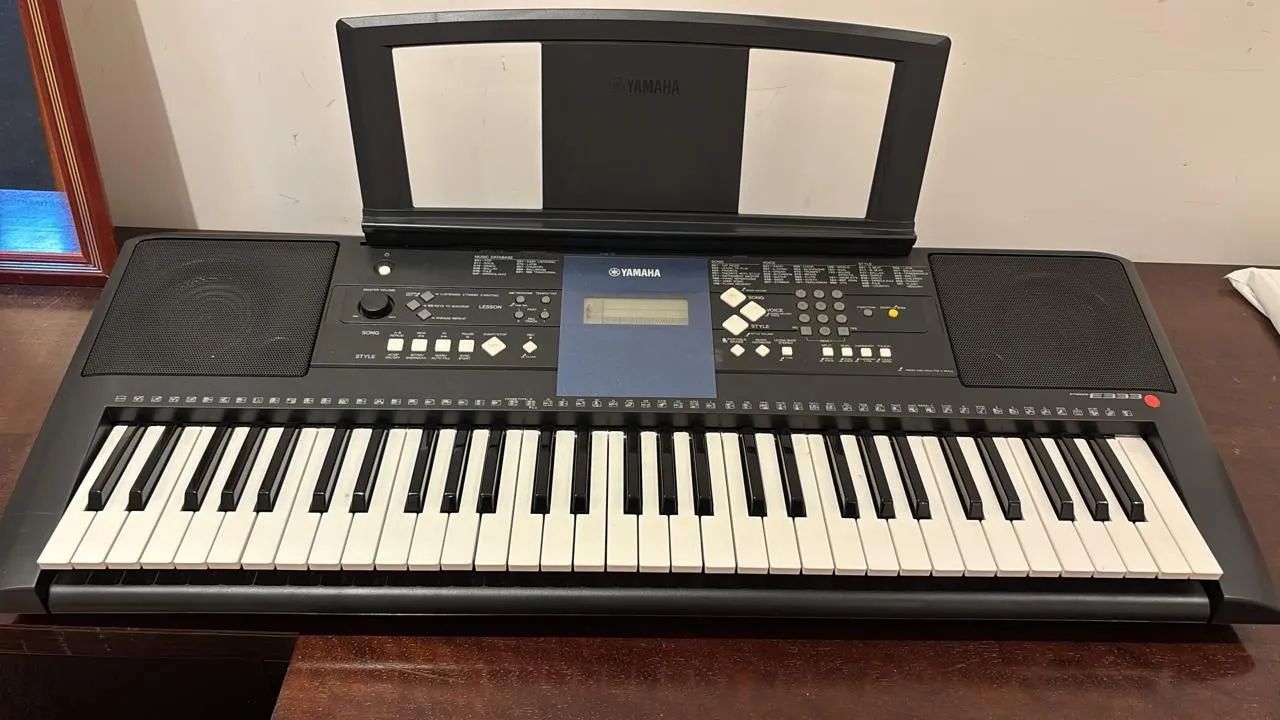 Teclado Yamaha PSR-E333