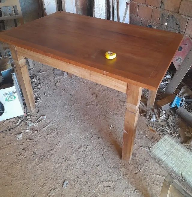 Mesa Rústica