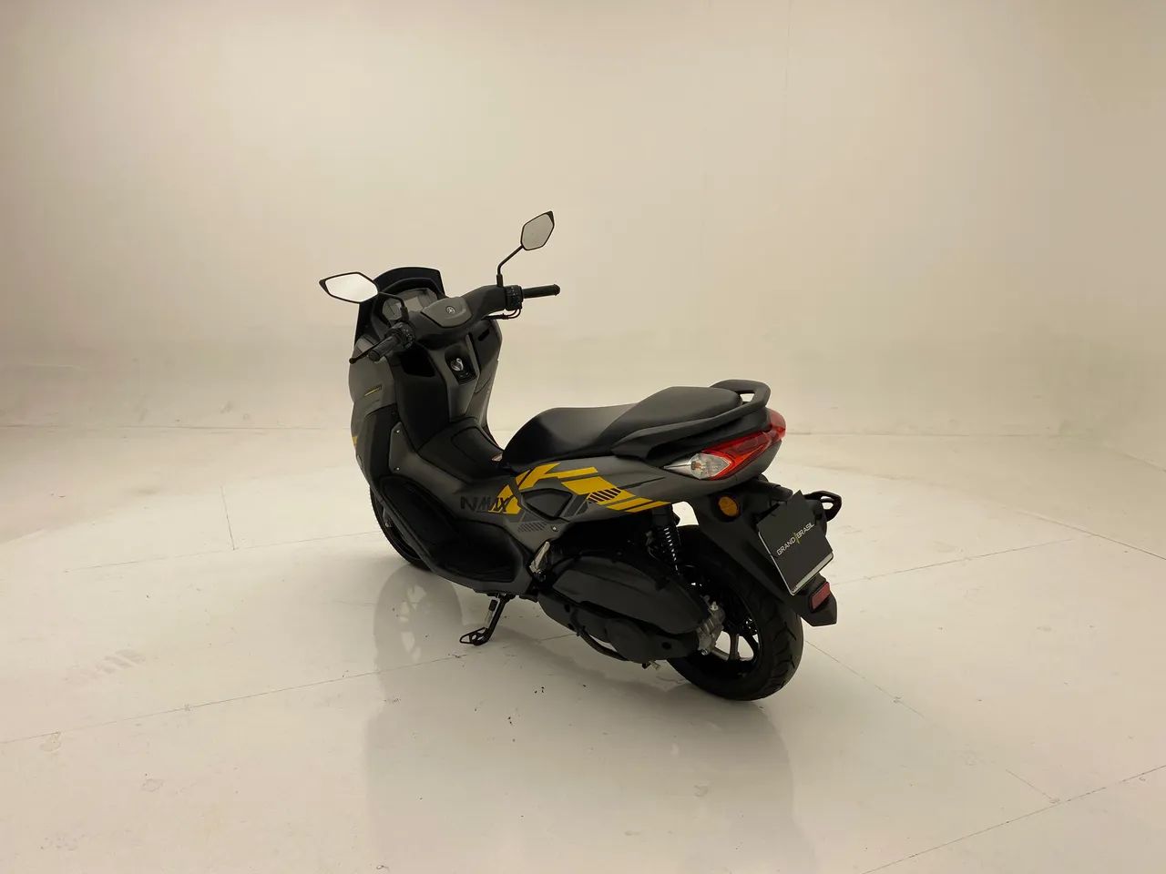 Yamaha NMax 160 cc  - Foto 8