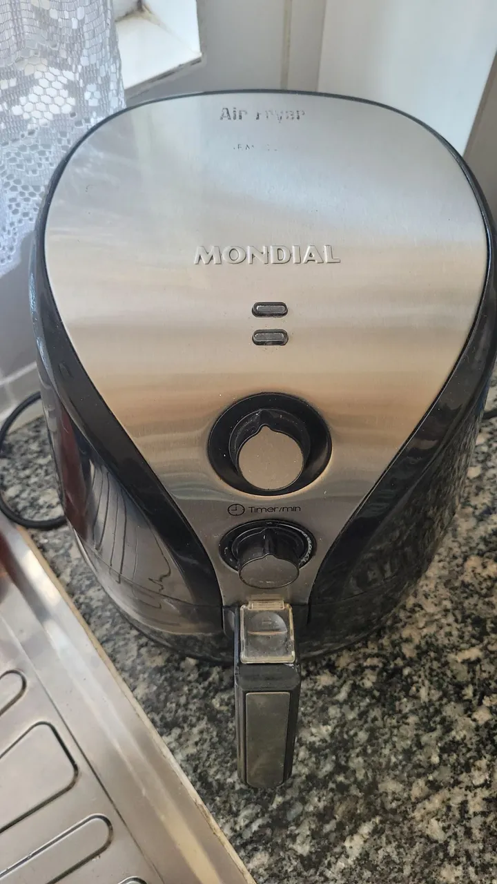 Fritadeira Elétrica Air Fryer Mondial