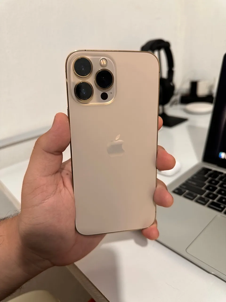 iPhone 13 Pro Max - GOLD - ZERO MARCAS