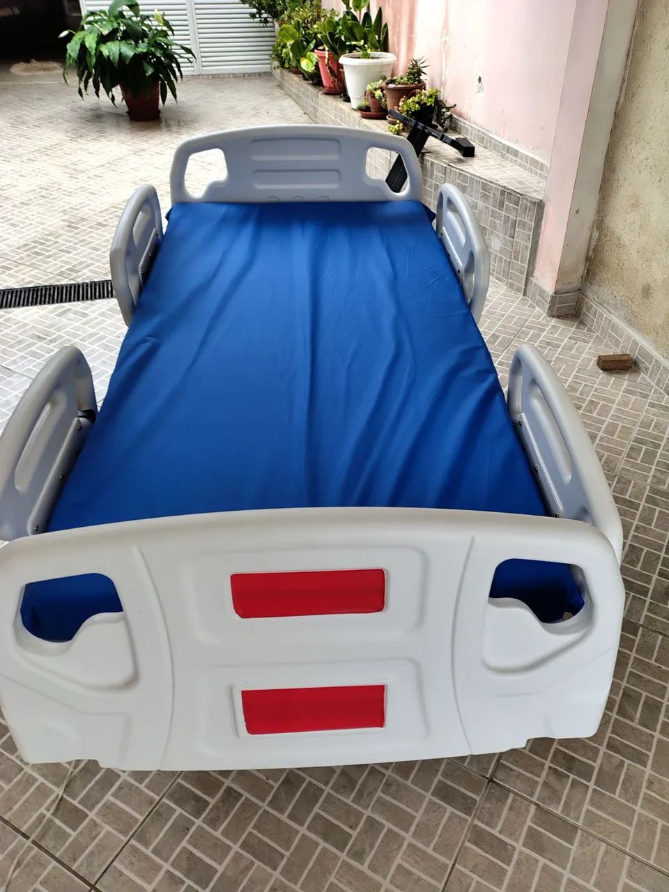 Cama hospitalar elétrica faz todos os movimentos entrego  - Foto 6