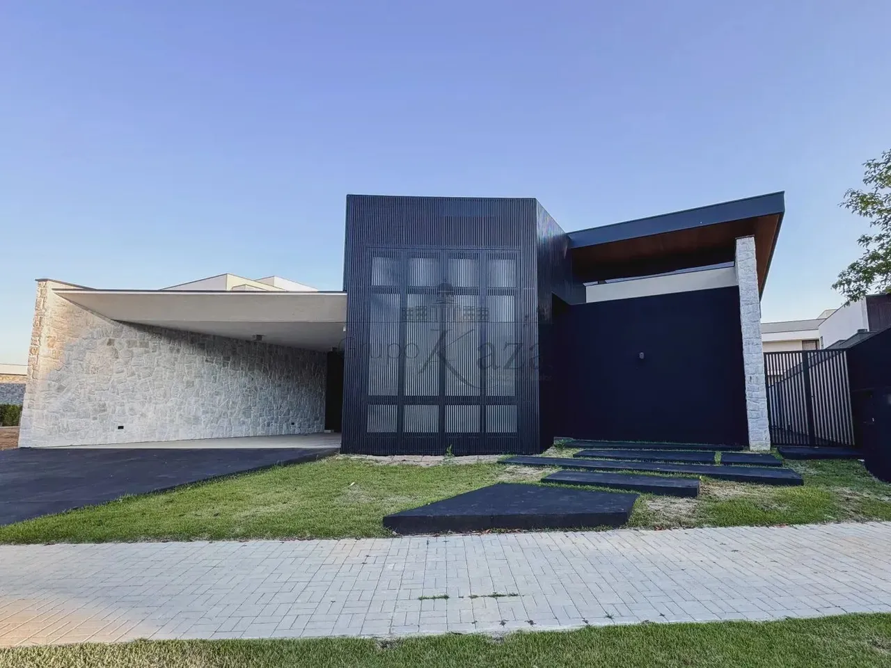 Casa Cotemporânea Condomínio Jardim do Golfe 1 Urbanova 4 Dormitórios 4 Suítes 6 wcs 4