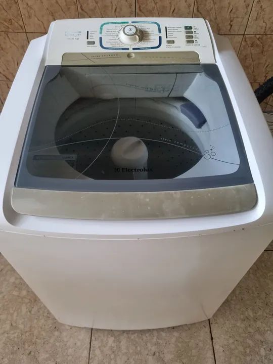 Máquina de Lavar Roupa Electrolux turbo 15kg