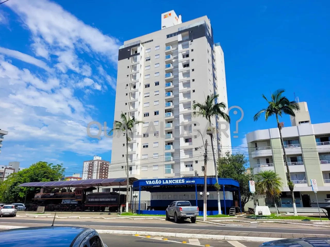 Apartamento com terraço para locação, Centro, Tubarão, SC