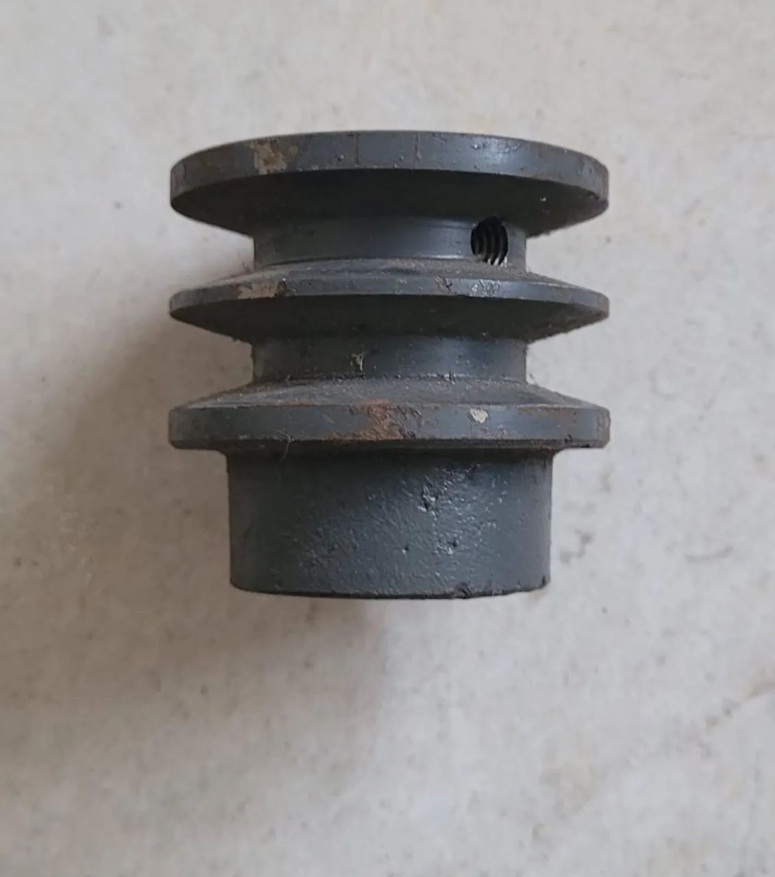 Vendo ou troco Polia com 2 canais para correia