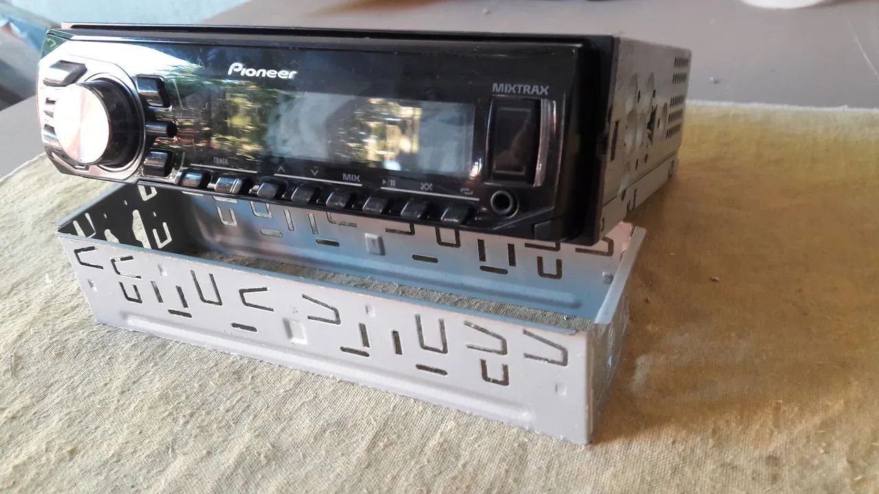 SOM PIONEER MVH 168UI - Foto 3