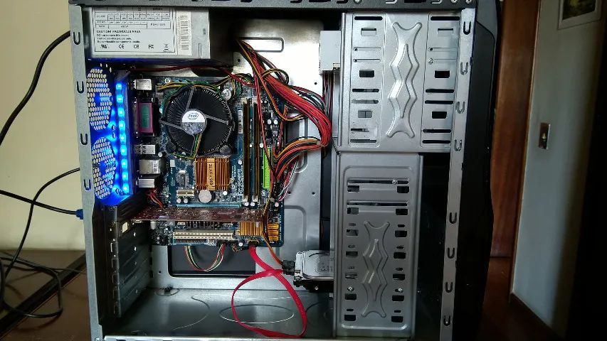 Cpu Gamer Intel 2.66Ghz,4Gb,HD 1Tera,Radeon HD 4550 DVI,Display Port,Fita led,Impécavel - Foto 5