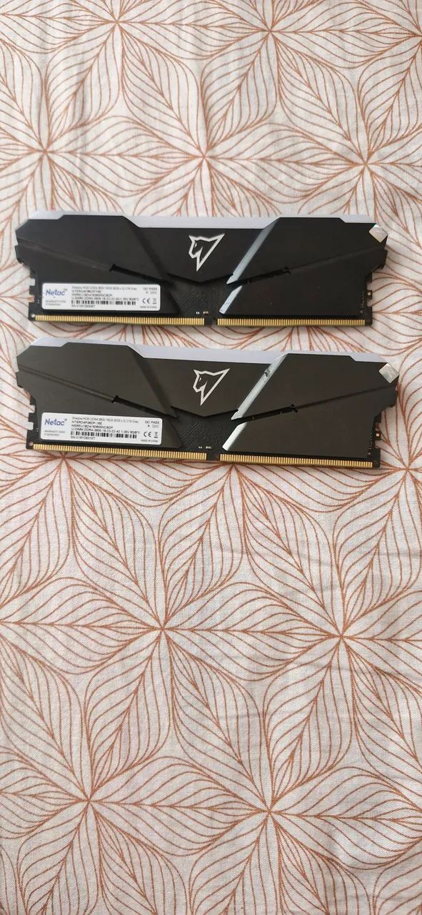 Netac DDR4 RAM Memory 3600MHz CL1864842092661505123