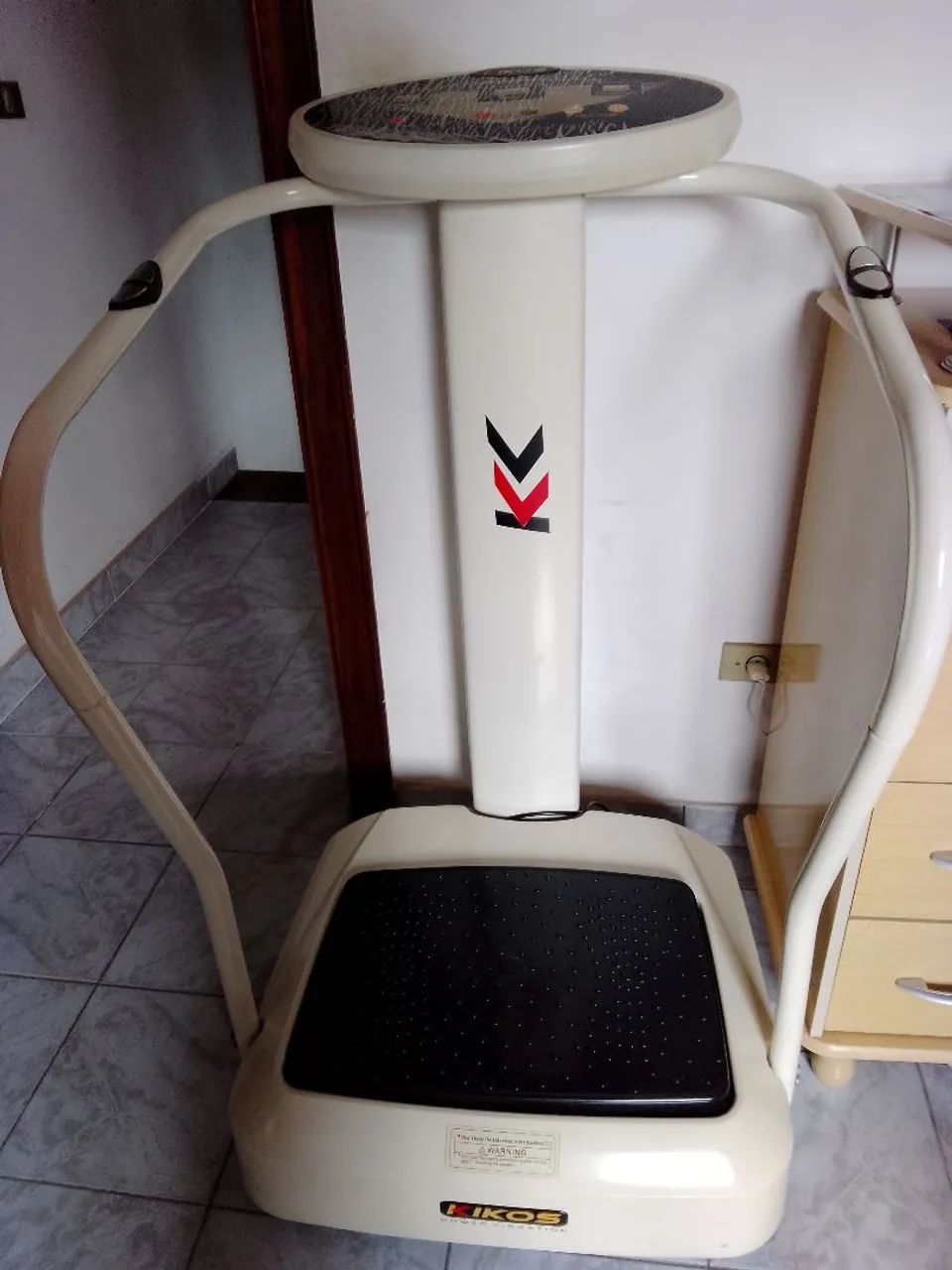 Plataforma vibratória para exercícios físicos. - Foto 4