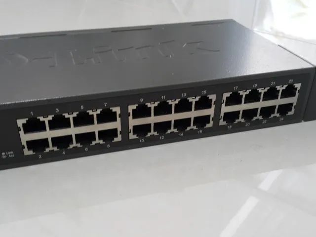 Switch De 24 Portas 10/100mbps, D-link Des-1024a (Usado) - Foto 3