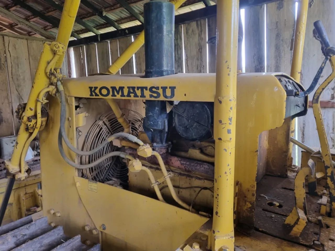 Trator Komatsu - Excelente oportunidade