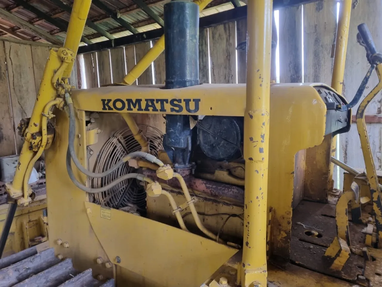 Trator Komatsu - Excelente oportunidade