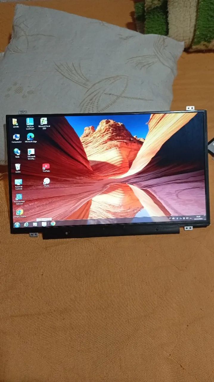 Tela pra notebook 14 polegadas led 40 pinos imagem prefeita 