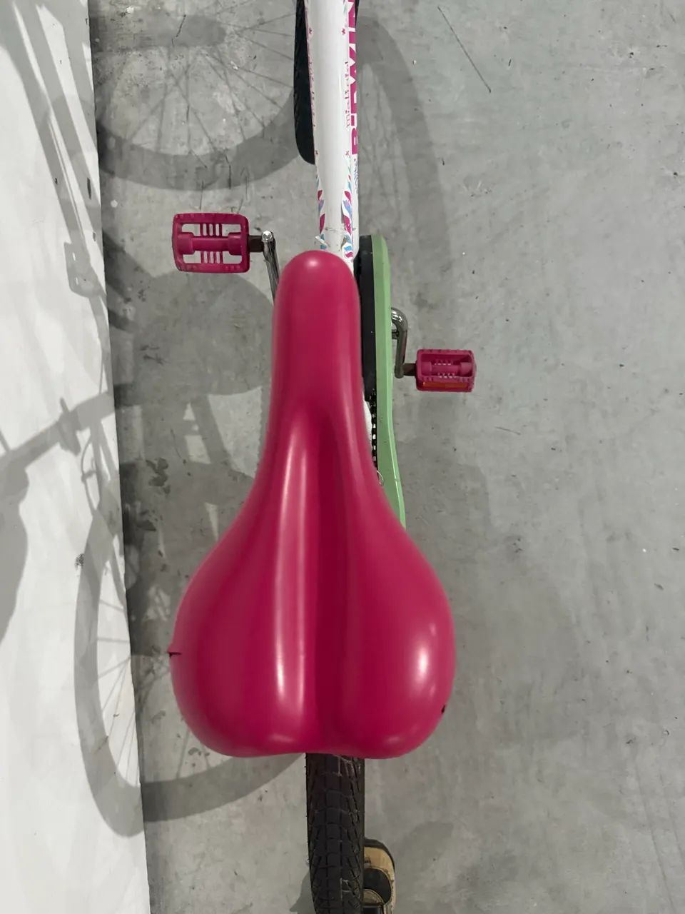 Bicicleta infantil aro 20  - Foto 3