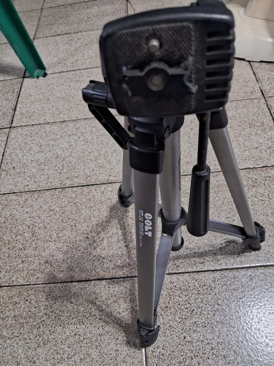 Tripé Colt VT-12 para Câmera