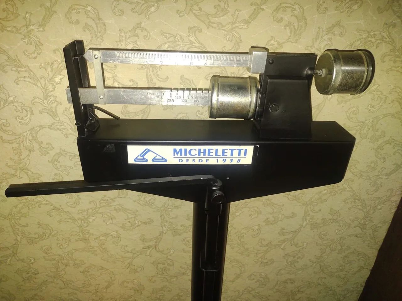 Balança antropométrica  MICHELETTI 150 kg - Foto 2