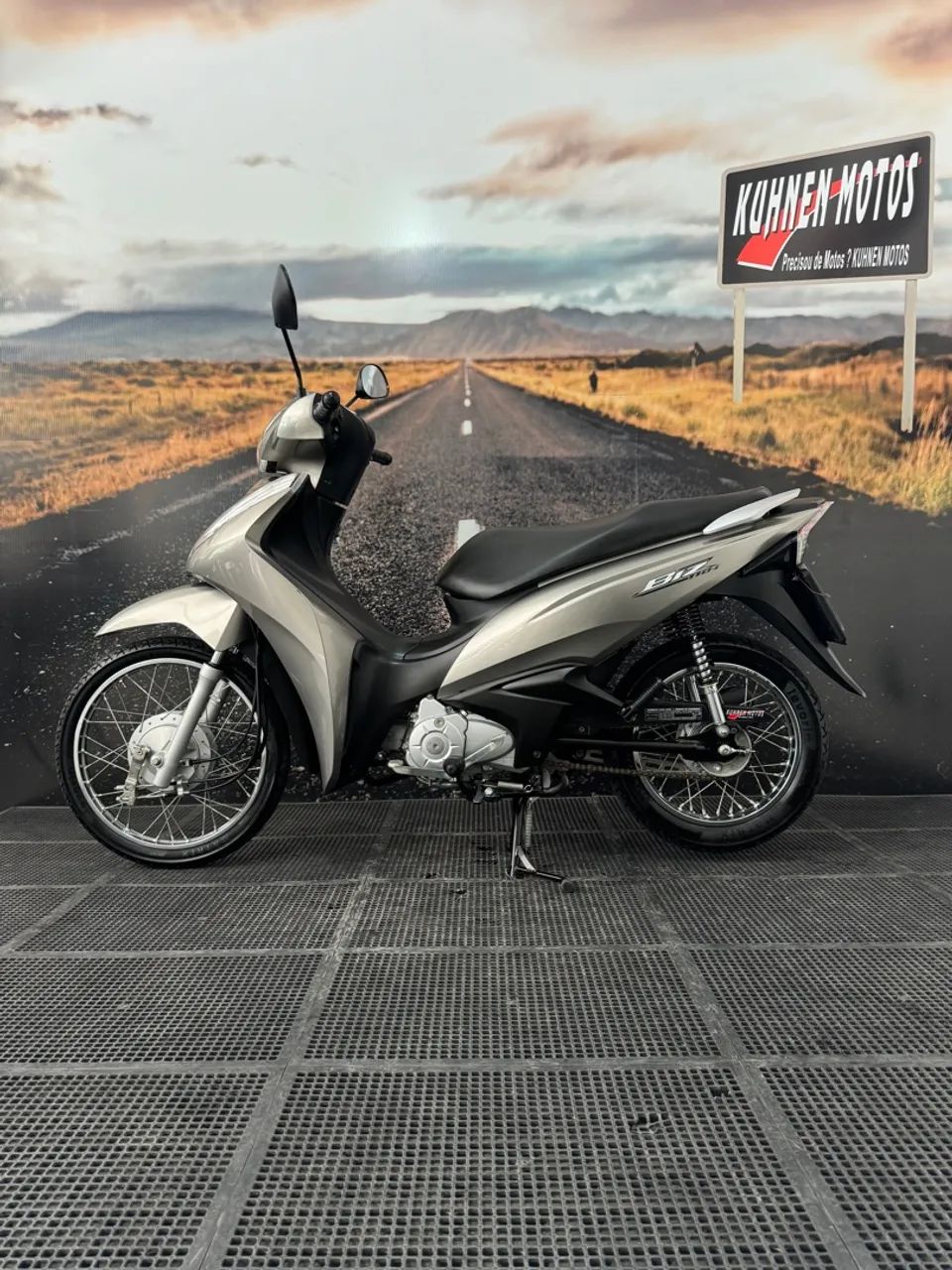 Honda Biz 110i 2024 (3 mil km) - Foto 2