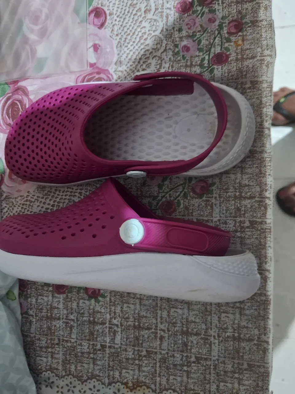 Sandálias Crocs Rosa