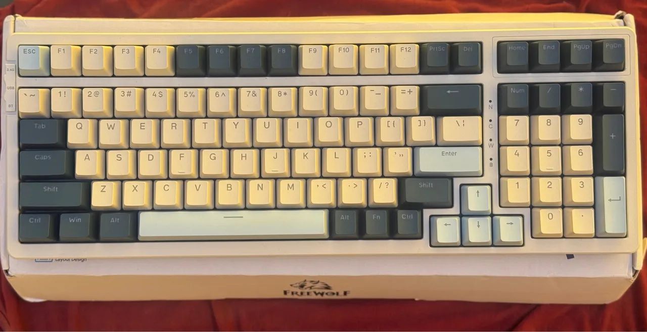 Teclado Mecânico FreeWolf K8 - Foto 2